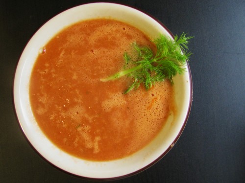 "Cream" of tomato and fennel soup